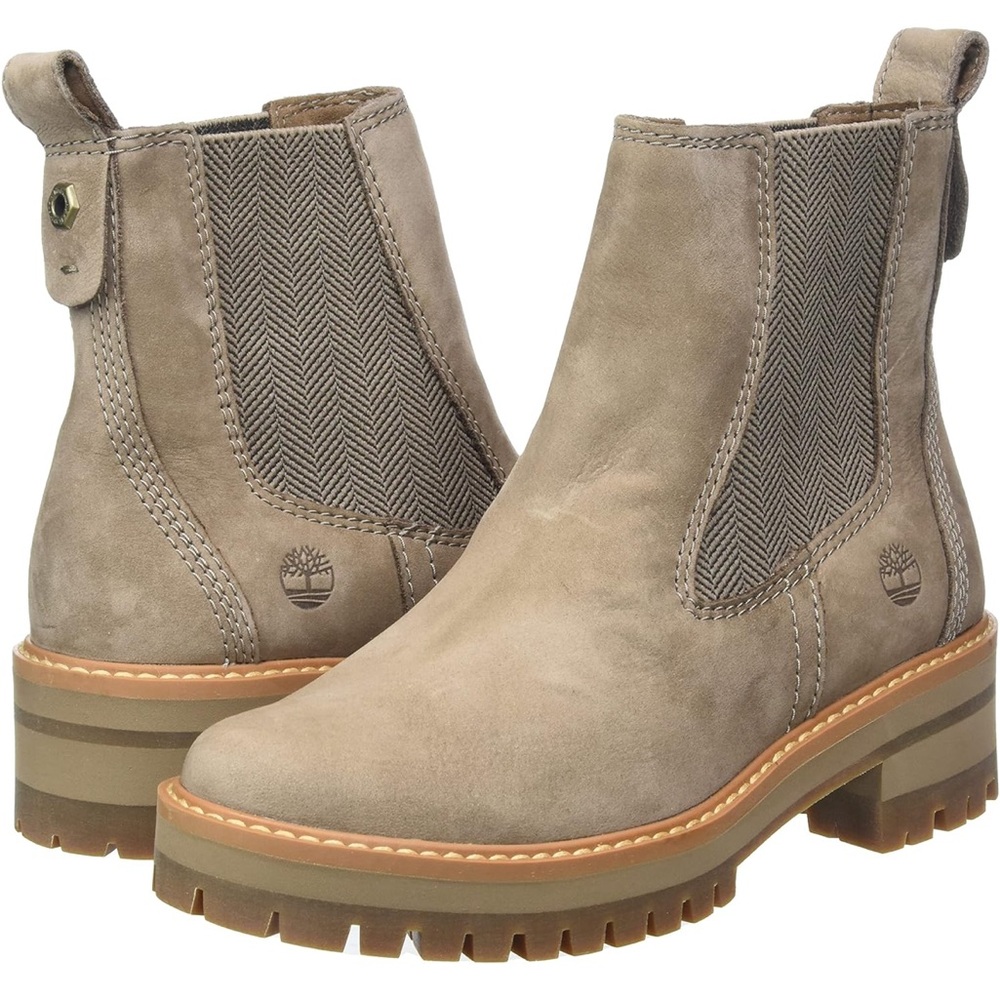 Women’s Timberland Courmayeur Valley Chelsea boots size 8.5